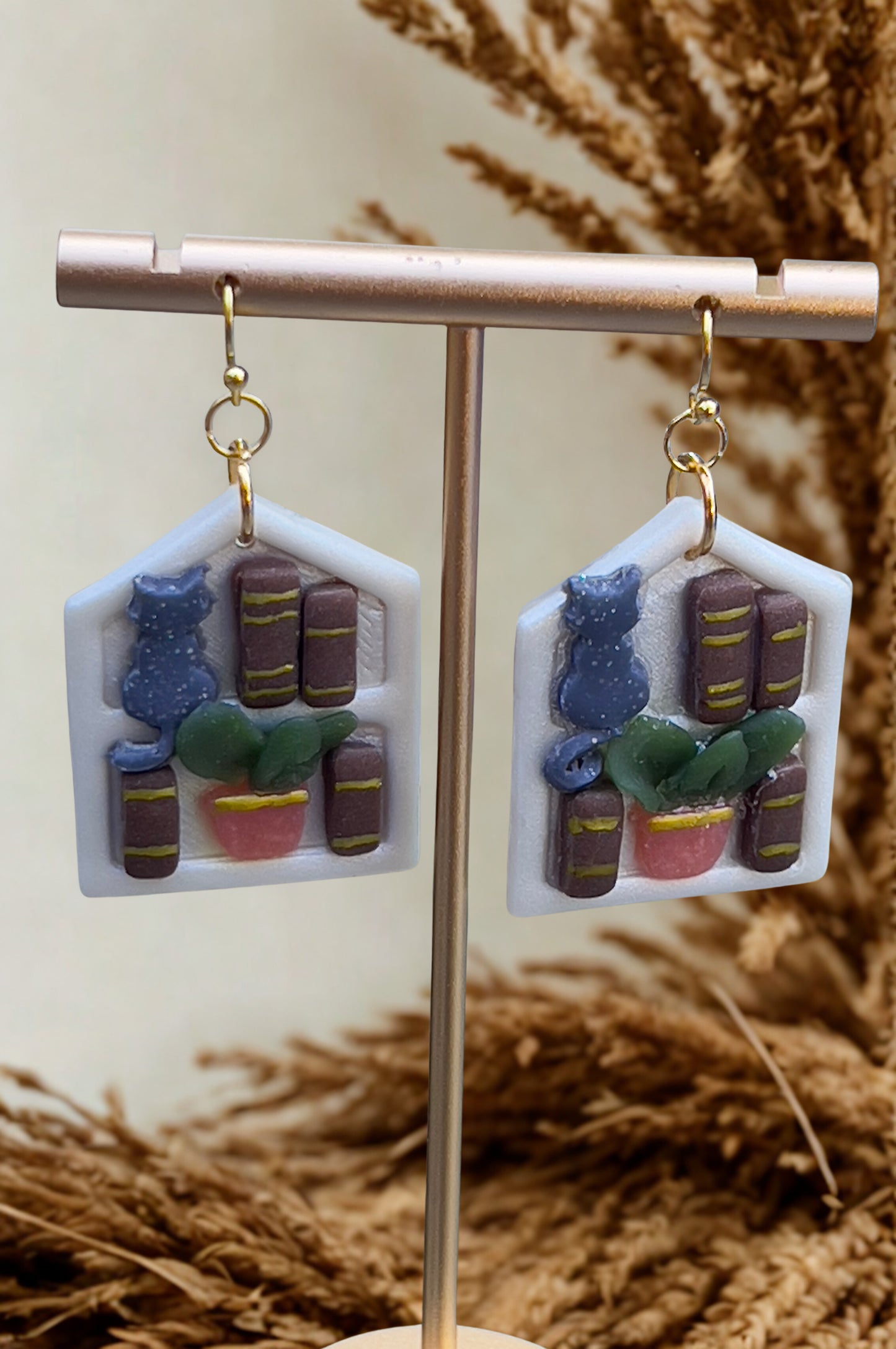 White Fall Theme Bookshelf earrings (small)