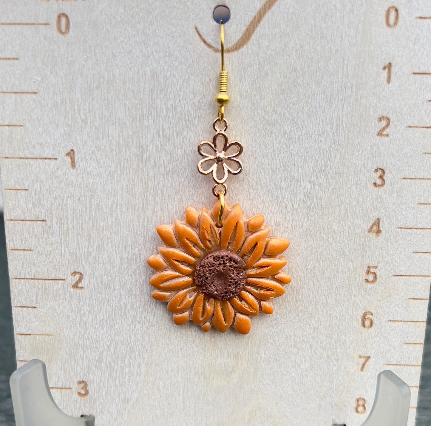 Sunflower dangle lightweight earrings
