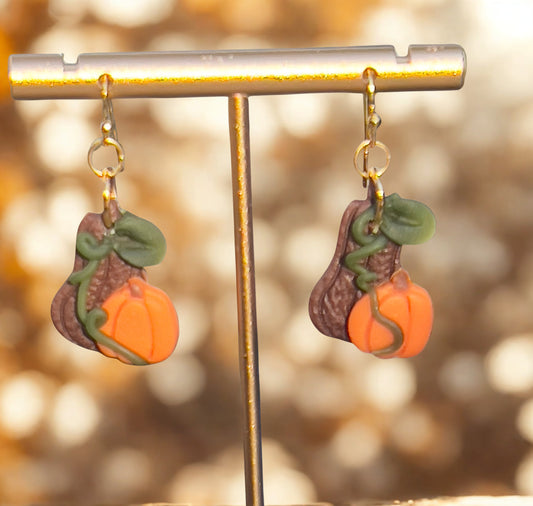 Fall theme stacked pumpkin earrings