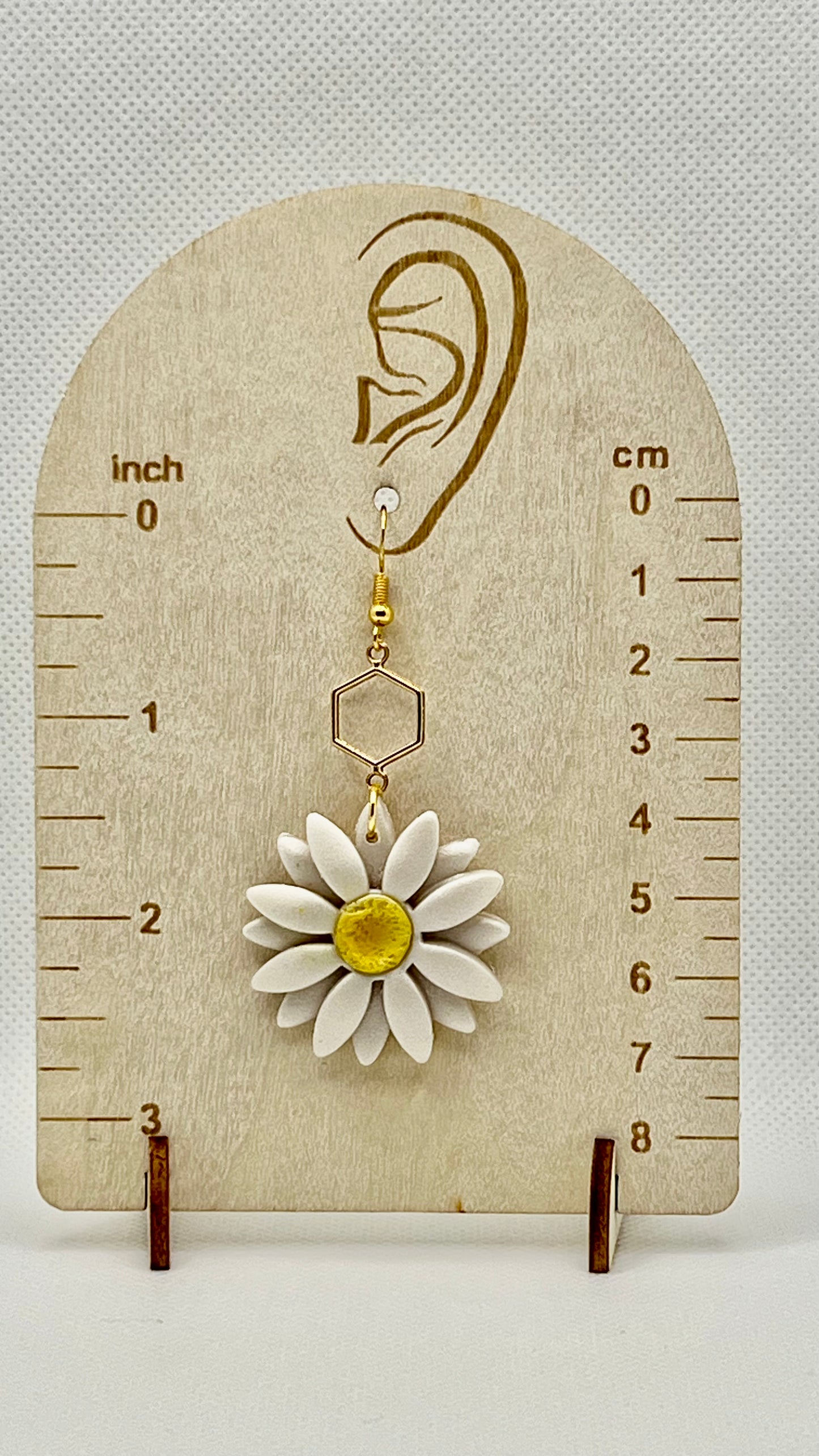 White Daisy Dangle Earrings